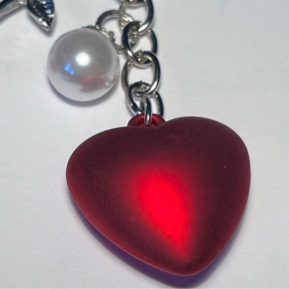 Rose and Heart Bag Charm / Keychain - Picture 8 of 8